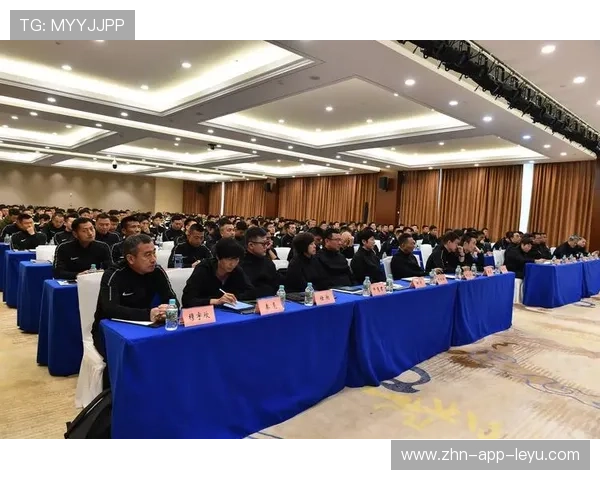 足球联赛加强视频助理裁判应用与培训，足球的视频裁判叫什么